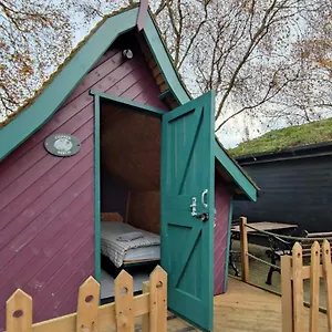 Seaways Glamping, Copper Beech Apartment